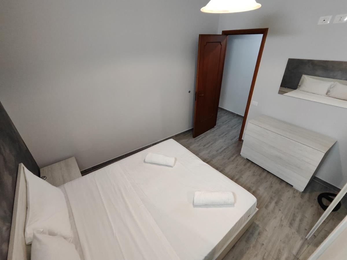 Sicily Travel Apartment'S 2 จีอาร์ดีนี นักซอส ภายนอก รูปภาพ