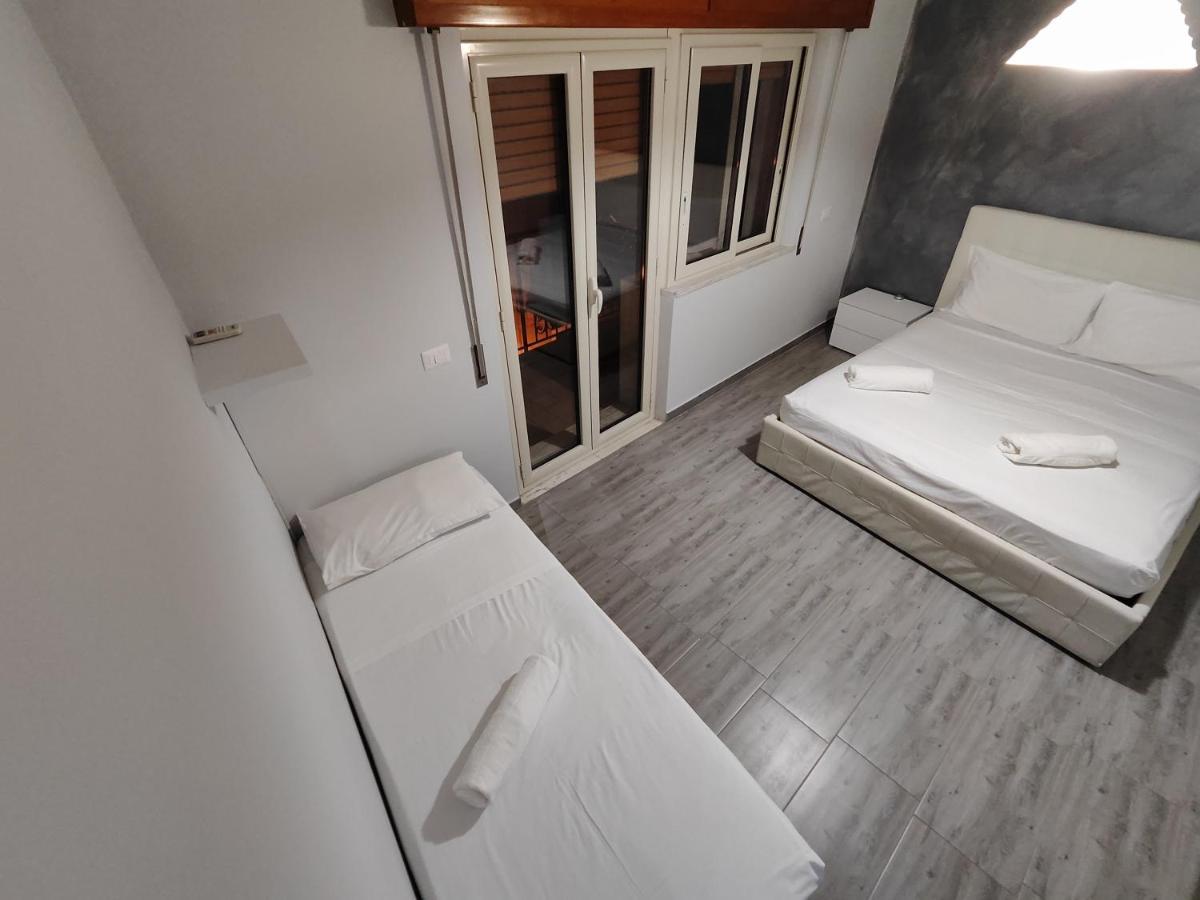 Sicily Travel Apartment'S 2 จีอาร์ดีนี นักซอส ภายนอก รูปภาพ